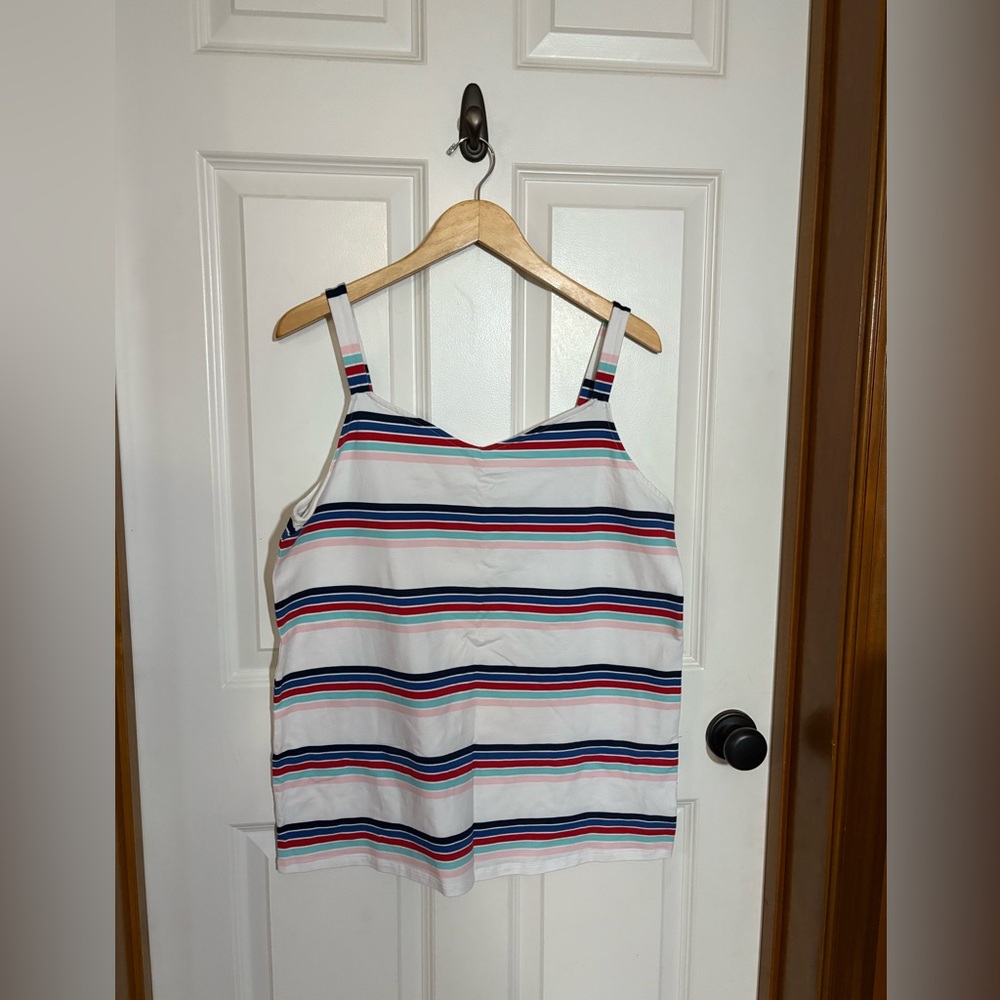 Torrid V neck Tank